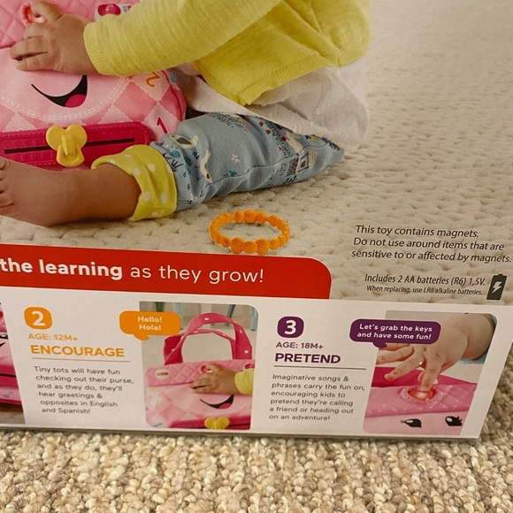Fisher Price My Smart Purse Infant and Toddler Toy with 5 Accessories NEW in box - Picture 6 of 6